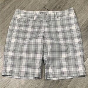 Nike Golf Tour Performance Dri-Fit Gray Plaid Flat Front Sport Shorts size 10